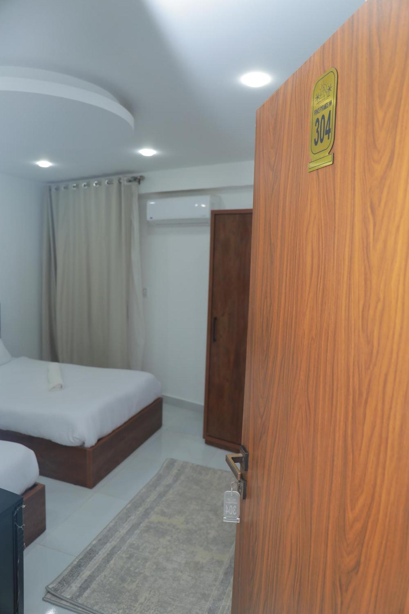 Prince Pyramids Inn Kafret el-Gabal Kültér fotó