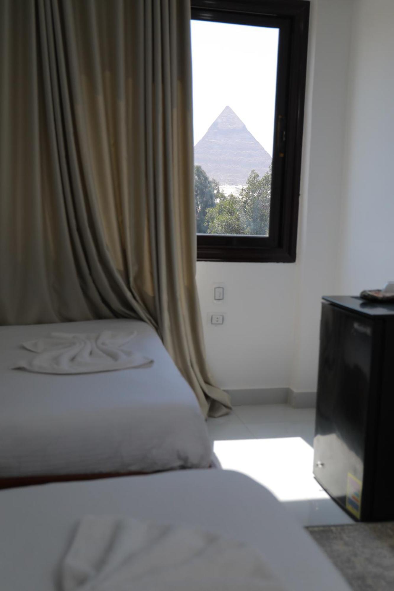 Prince Pyramids Inn Kafret el-Gabal Kültér fotó