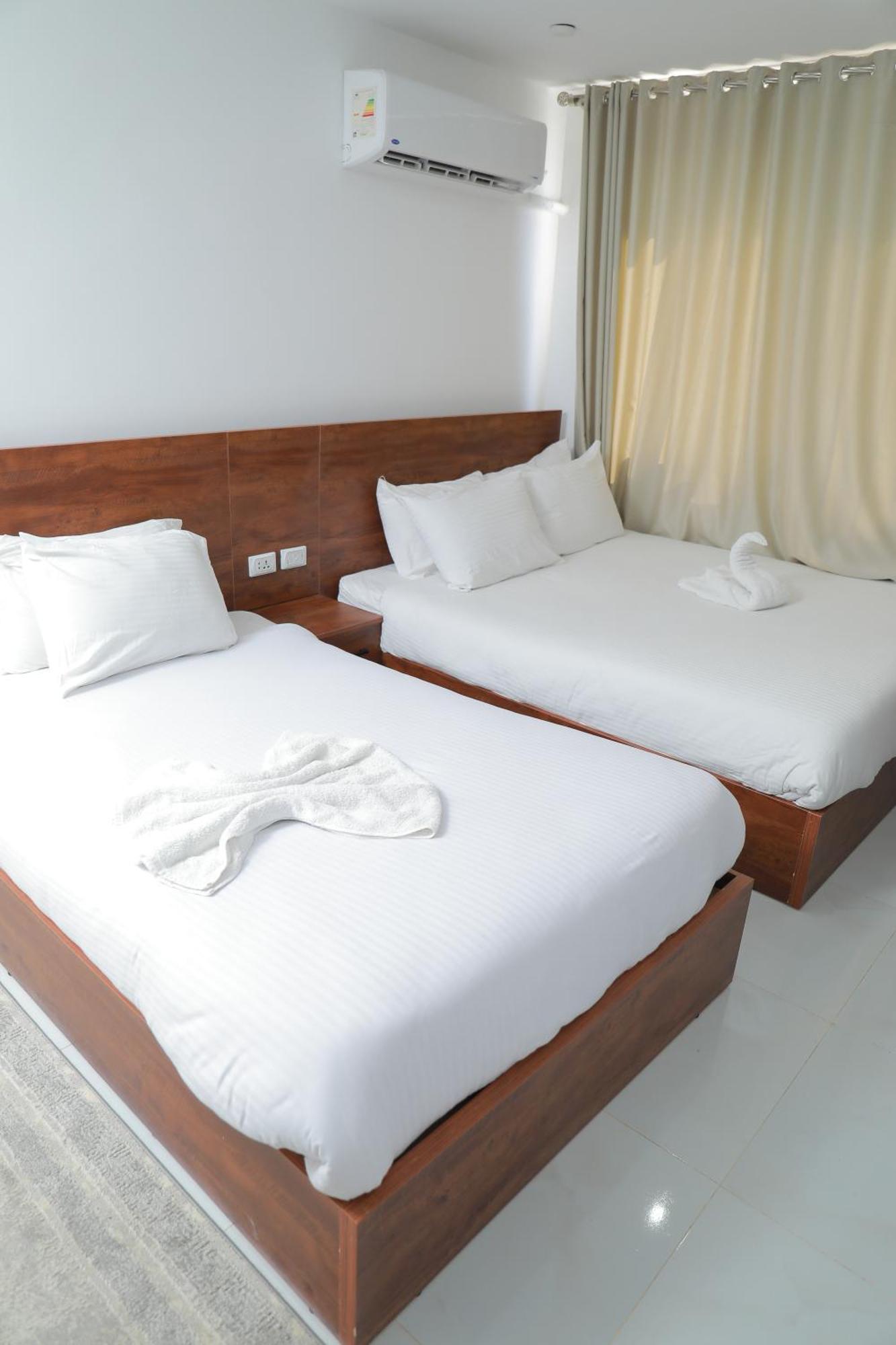 Prince Pyramids Inn Kafret el-Gabal Kültér fotó