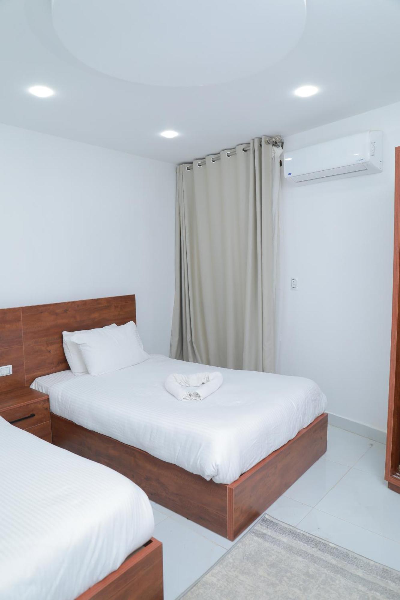 Prince Pyramids Inn Kafret el-Gabal Kültér fotó
